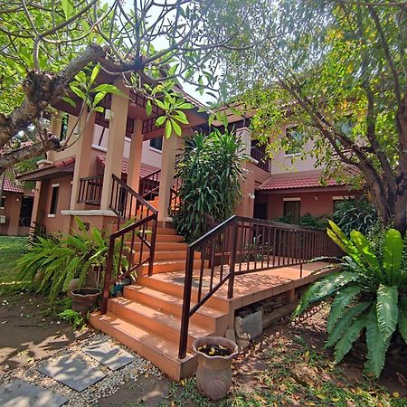 Areena Resort And Hotel Uttaradit Kültér fotó