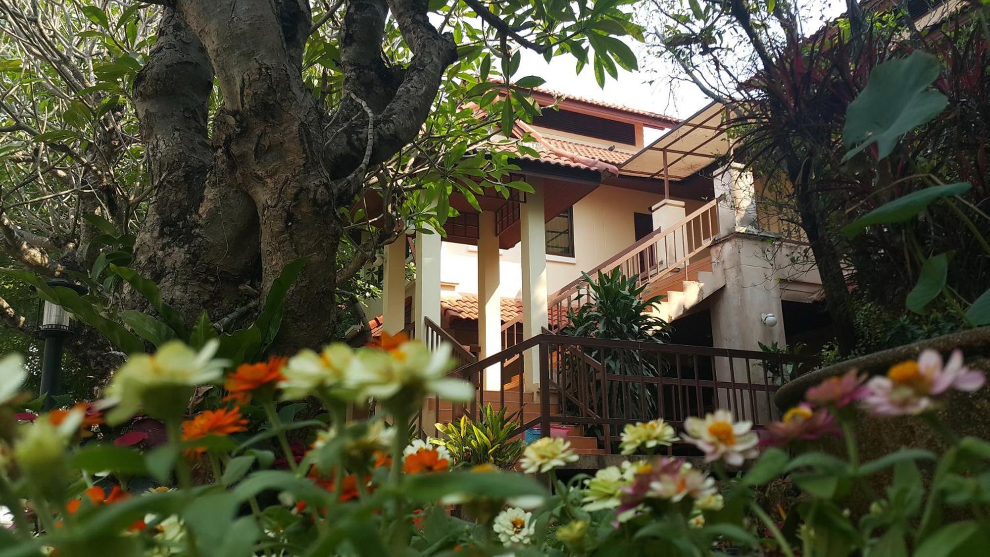 Areena Resort And Hotel Uttaradit Kültér fotó